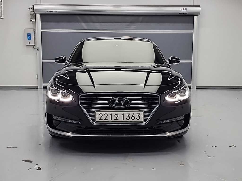 HYUNDAI Grandeur - Vista 2