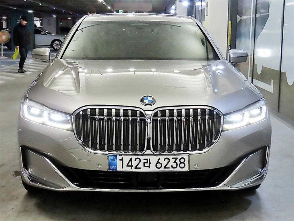 BMW 7 Series - Vista 2
