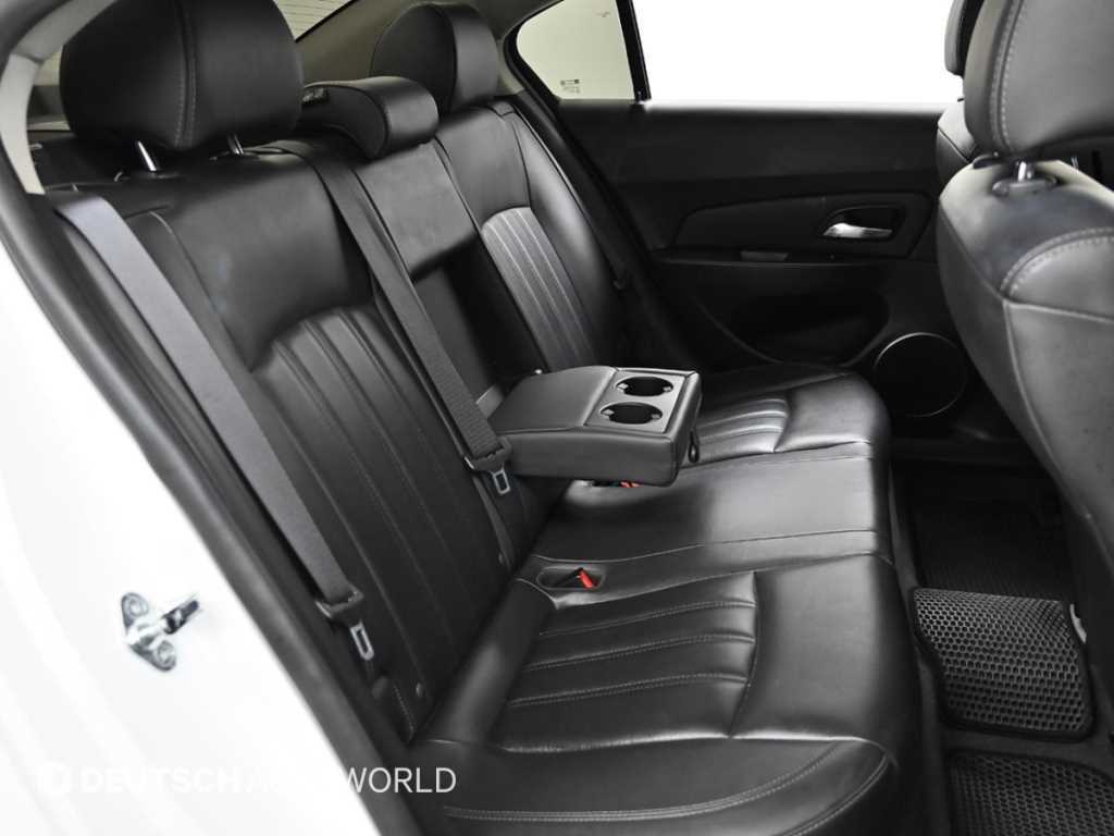 Chevrolet Cruise - Vista 12