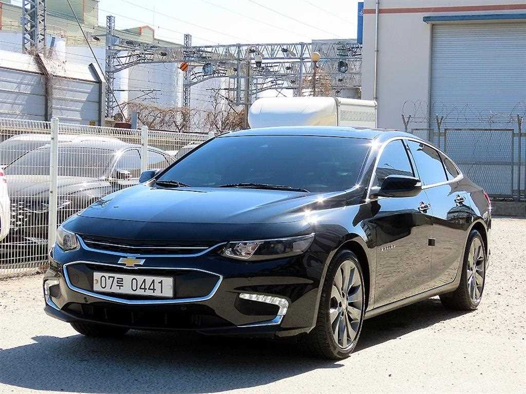 Chevrolet Malibu - Vista 2