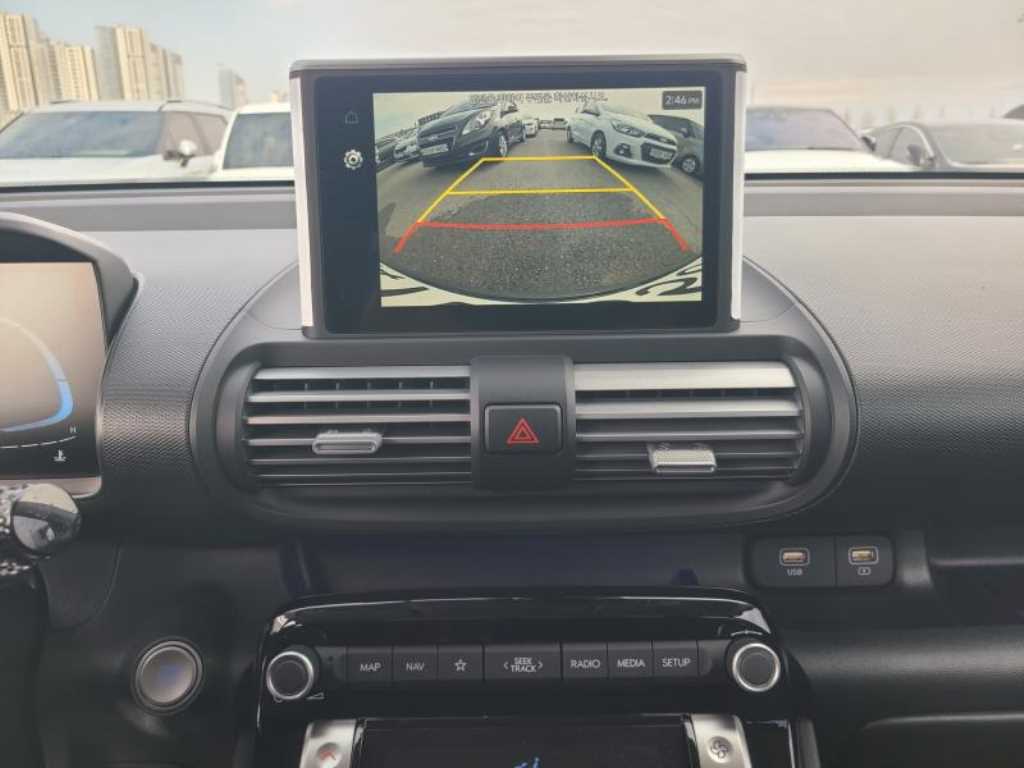 HYUNDAI Casper - Vista 12