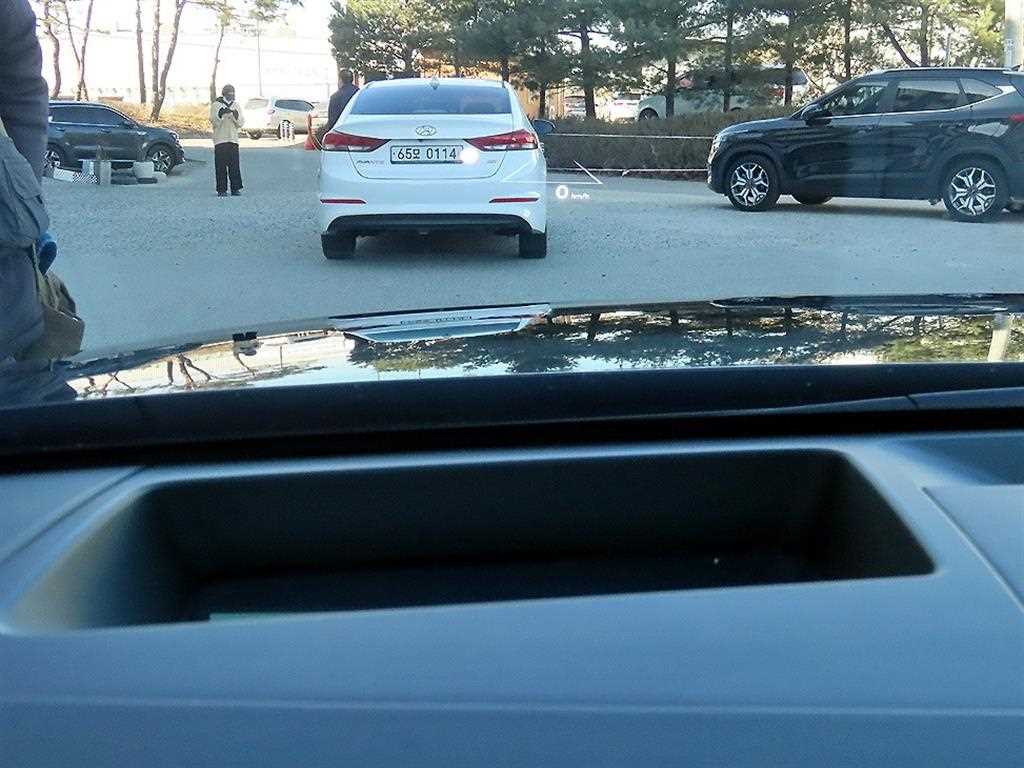 HYUNDAI Grandeur - Vista 10