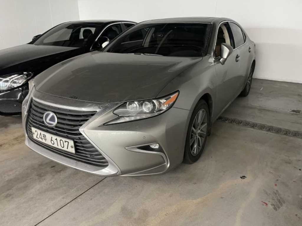 Lexus ES - Vista 7