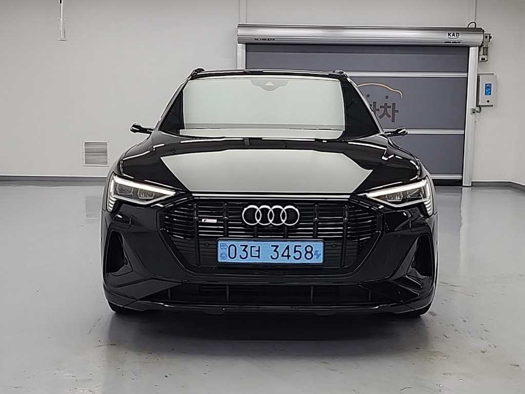 Audi e-Tron - Vista 2