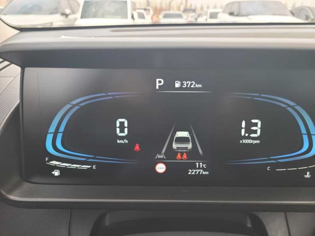 HYUNDAI Casper - Vista 7