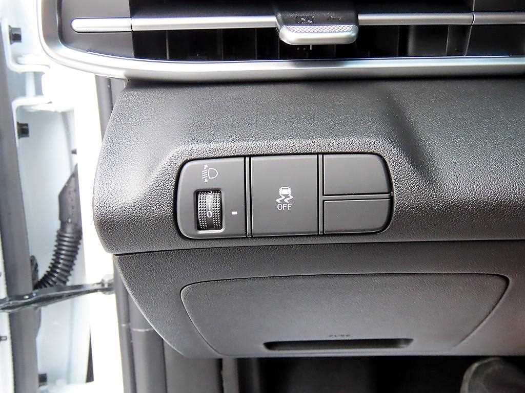 HYUNDAI Avante - Vista 12