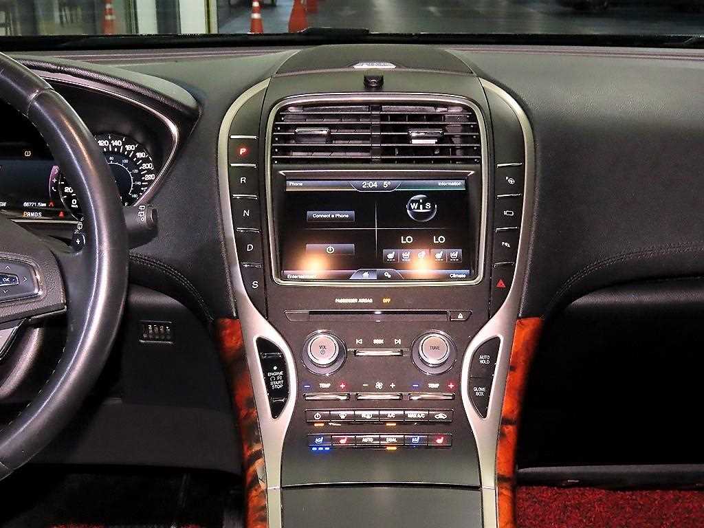 Lincoln MKX - Vista 11