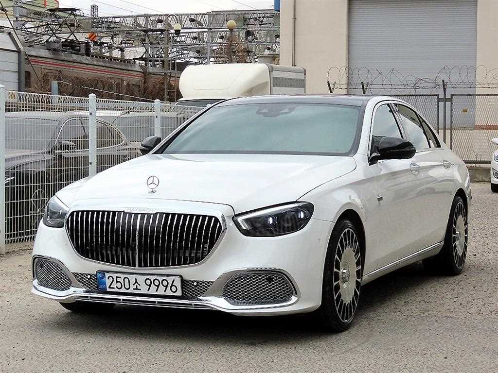 Mercedes Benz E class - Vista 2