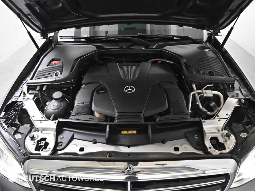 Mercedes Benz E class - Vista 6