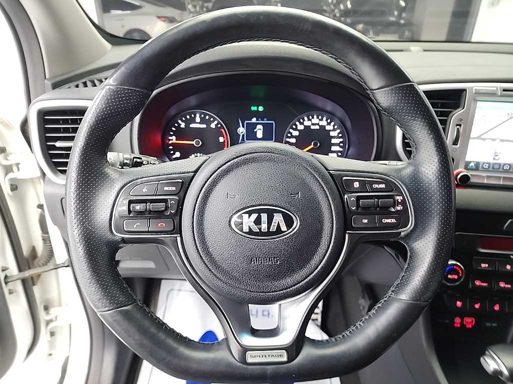 KIA Sportage - Vista 9