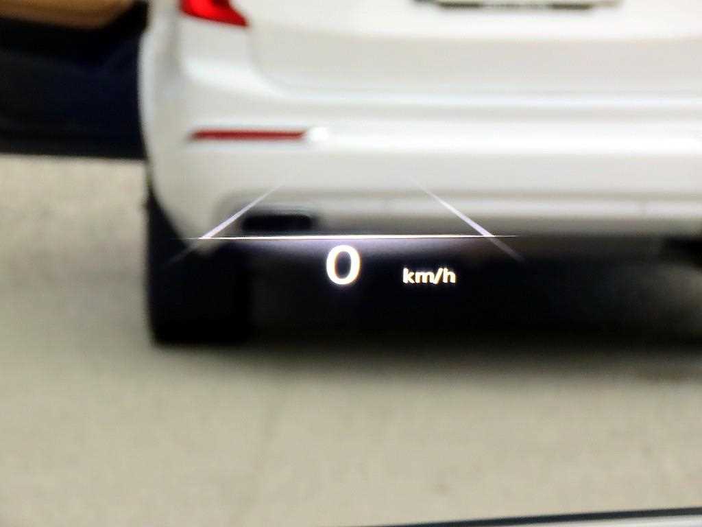 Genesis GV70 - Vista 10