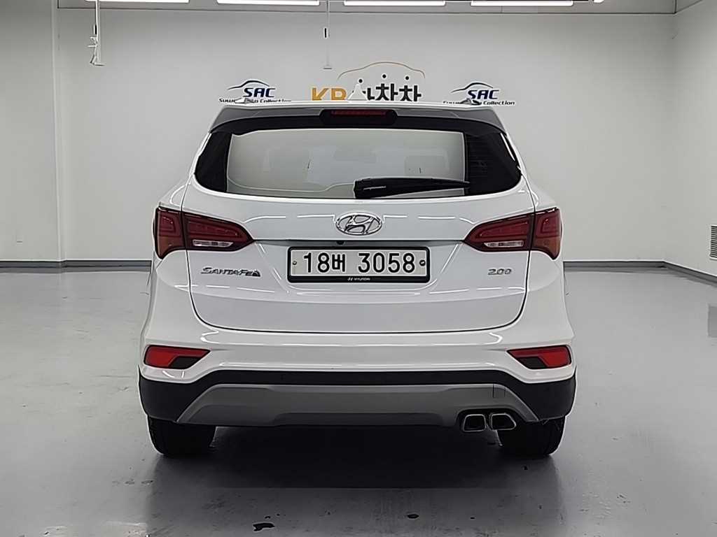 HYUNDAI Santa Fe - Vista 3