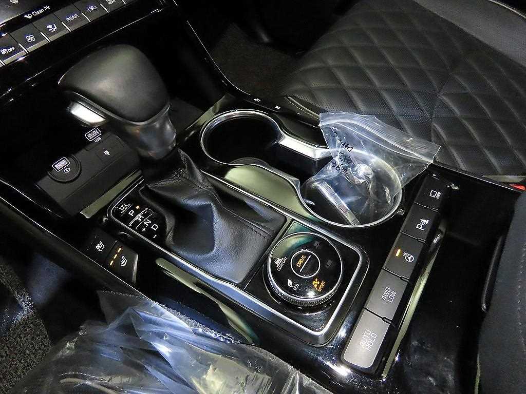 KIA Mohave - Vista 12