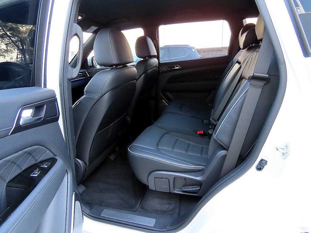 Ssangyong Rexton - Vista 6