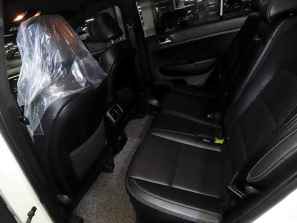 KIA Sportage - Vista 7