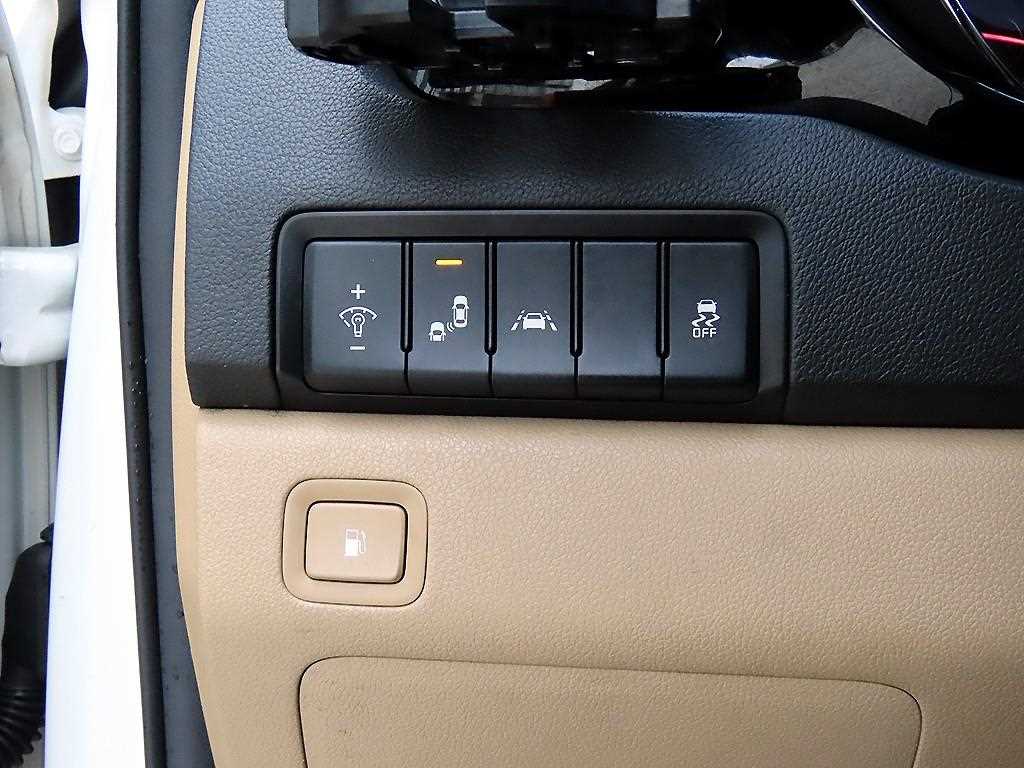 KIA Carnival 2019 Blanco - Importación desde Corea - HF Imports Iquique - Foto 13