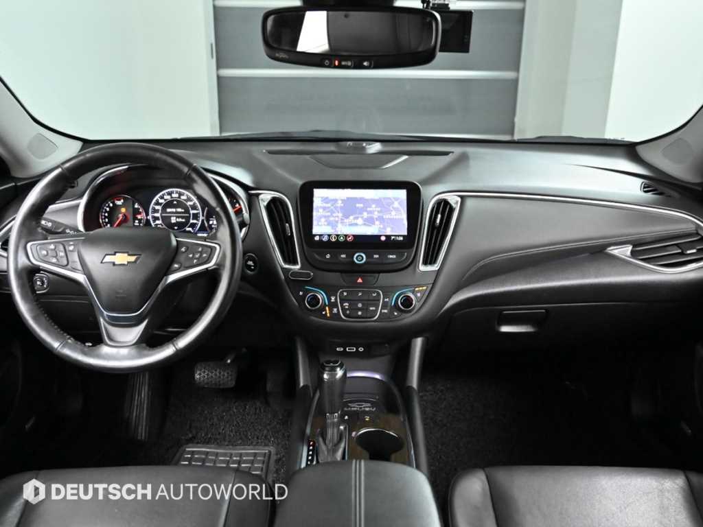 Chevrolet Malibu - Vista 7