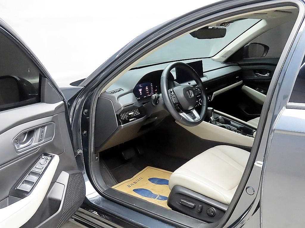 Honda Accord - Vista 5