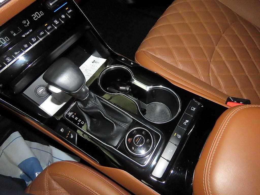 KIA Mohave - Vista 12