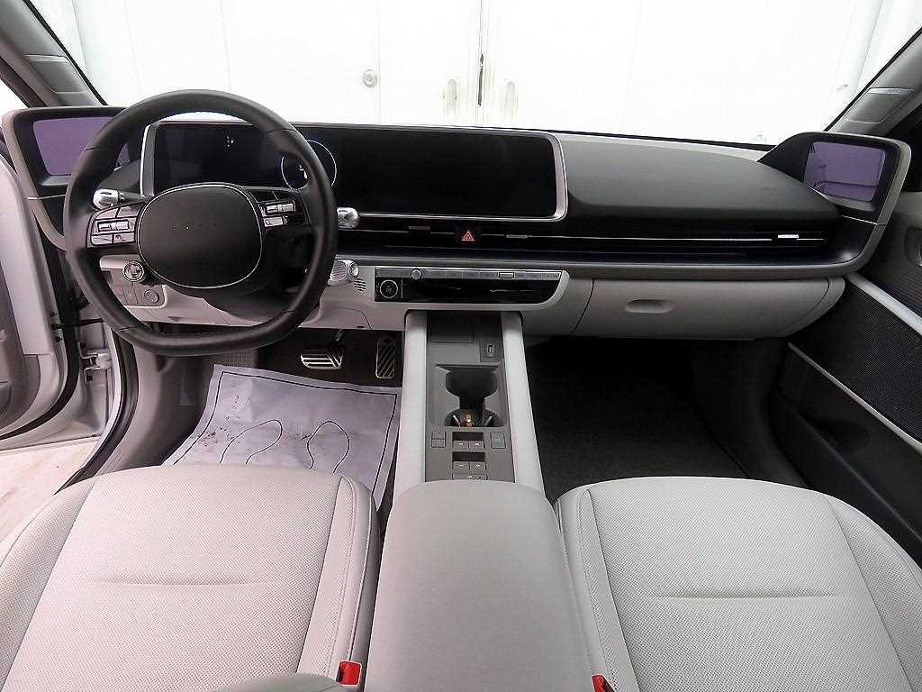 HYUNDAI Ioniq 6 - Vista 8