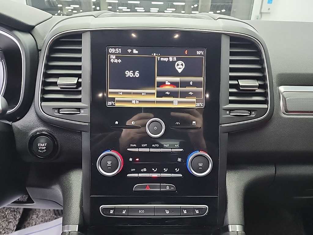 SAMSUNG QM6 - Vista 10