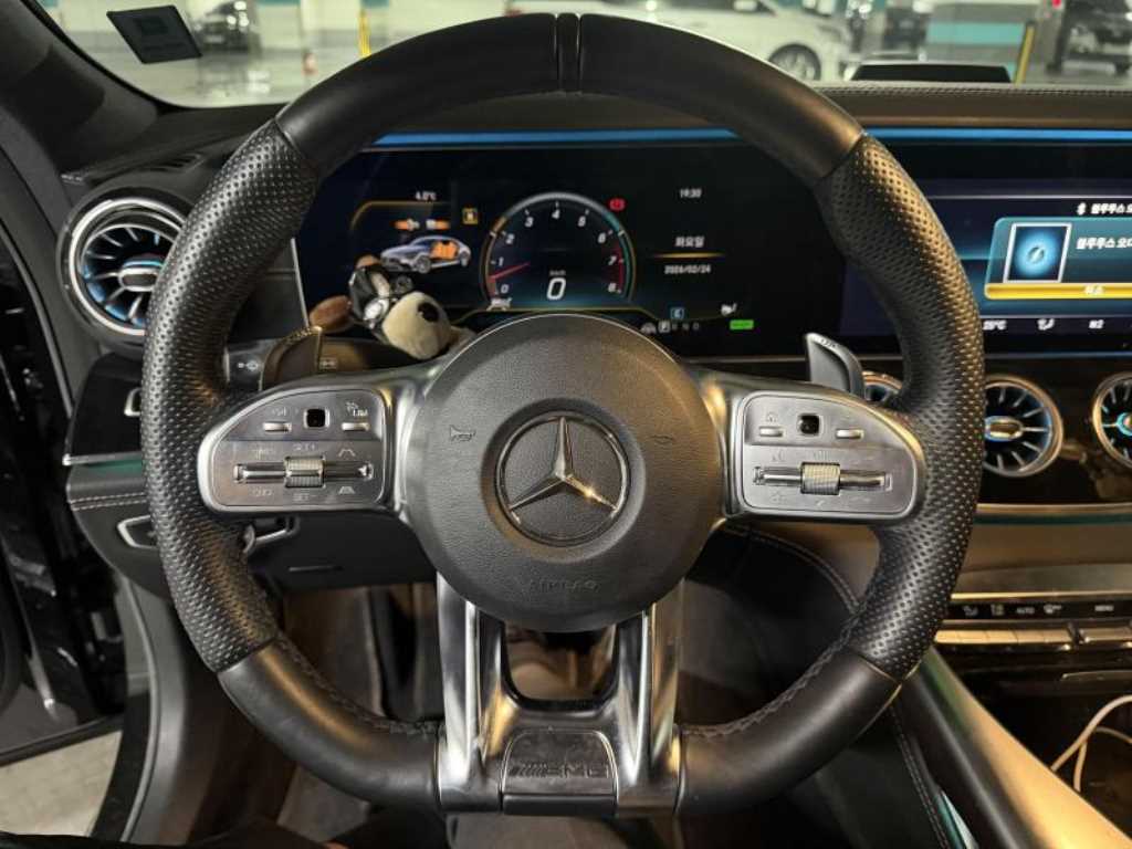 Mercedes Benz AMG GT - Vista 7