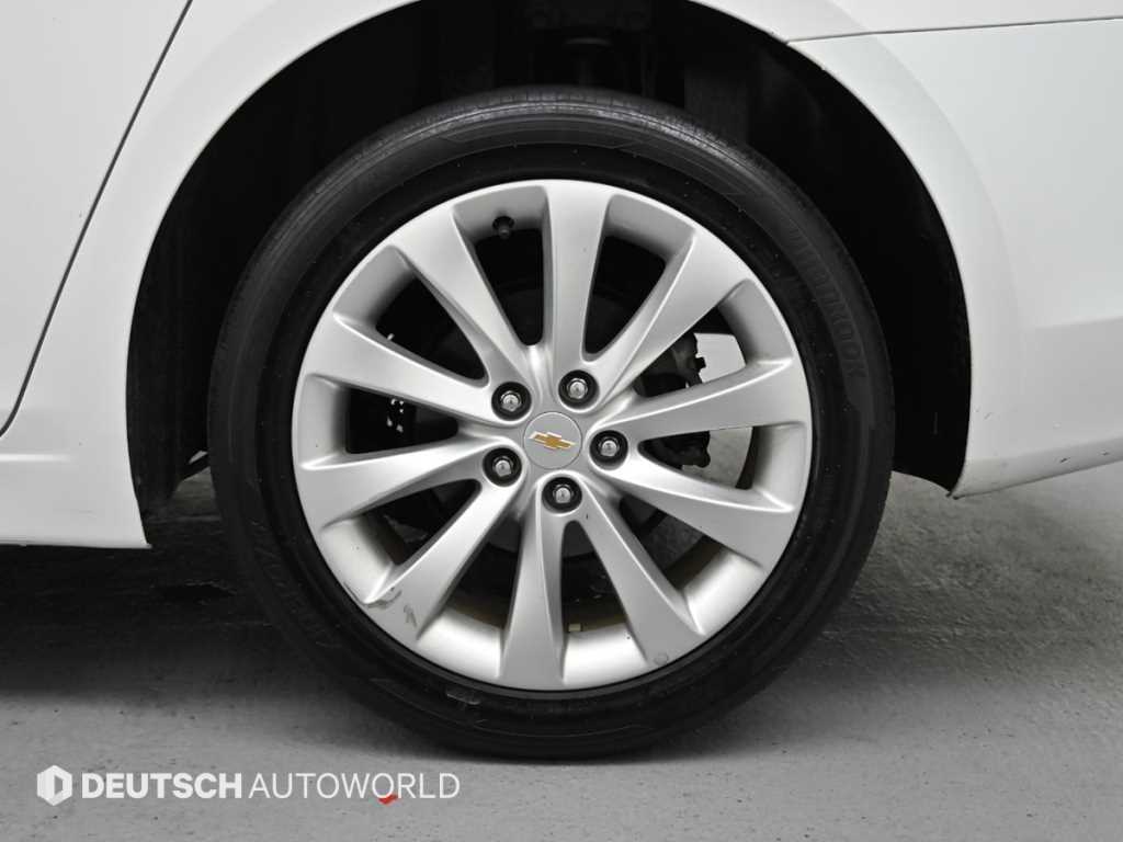 Chevrolet Cruise - Vista 5