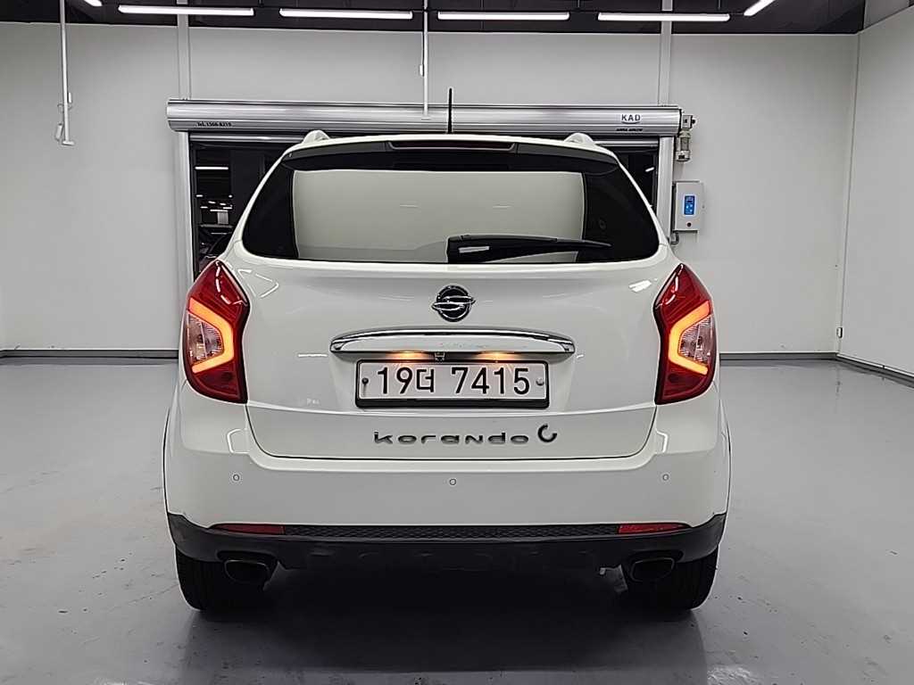 Ssangyong Korando - Vista 3