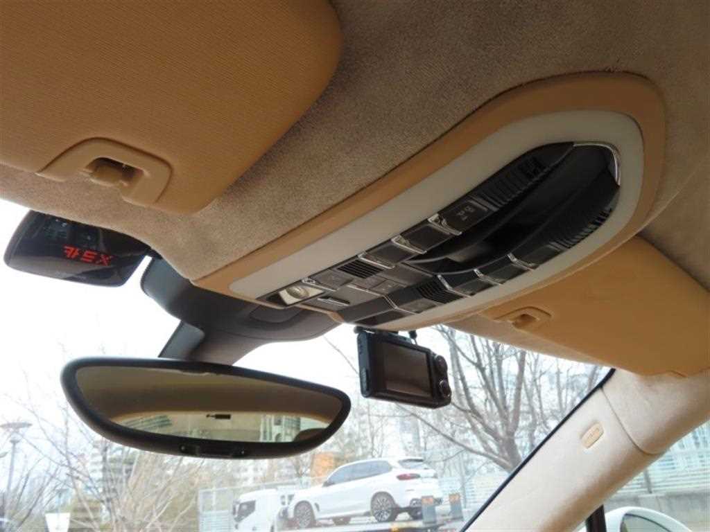 Porsche Panamera - Vista 11