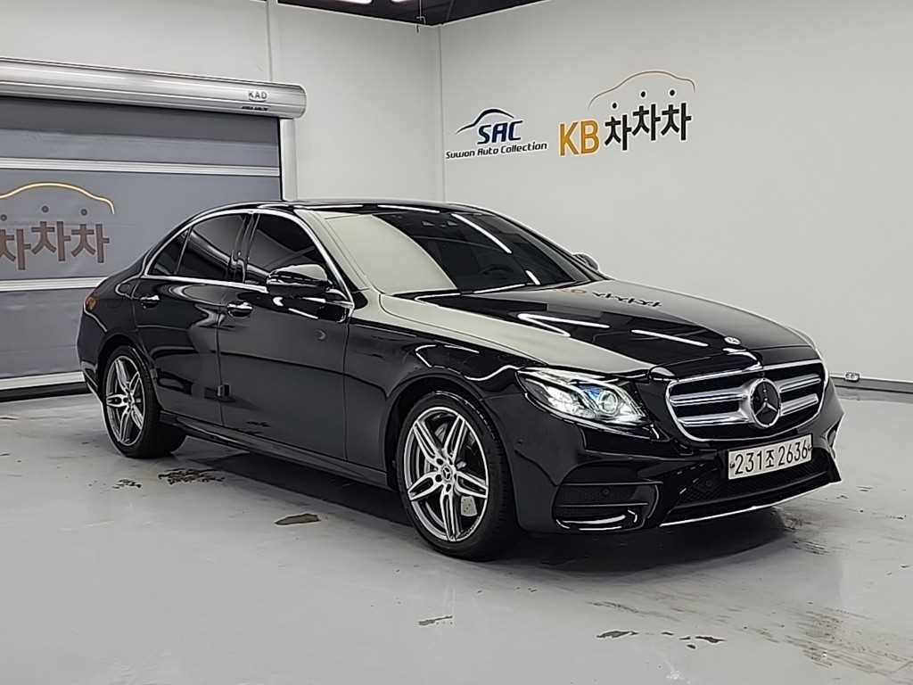 Mercedes Benz E class - Vista 4