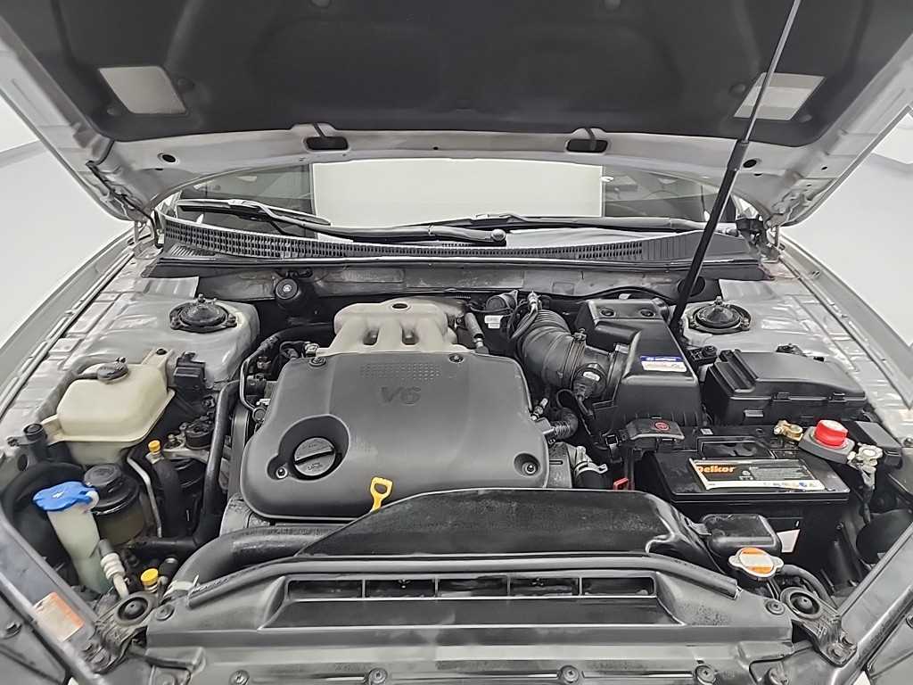 HYUNDAI Grandeur - Vista 5