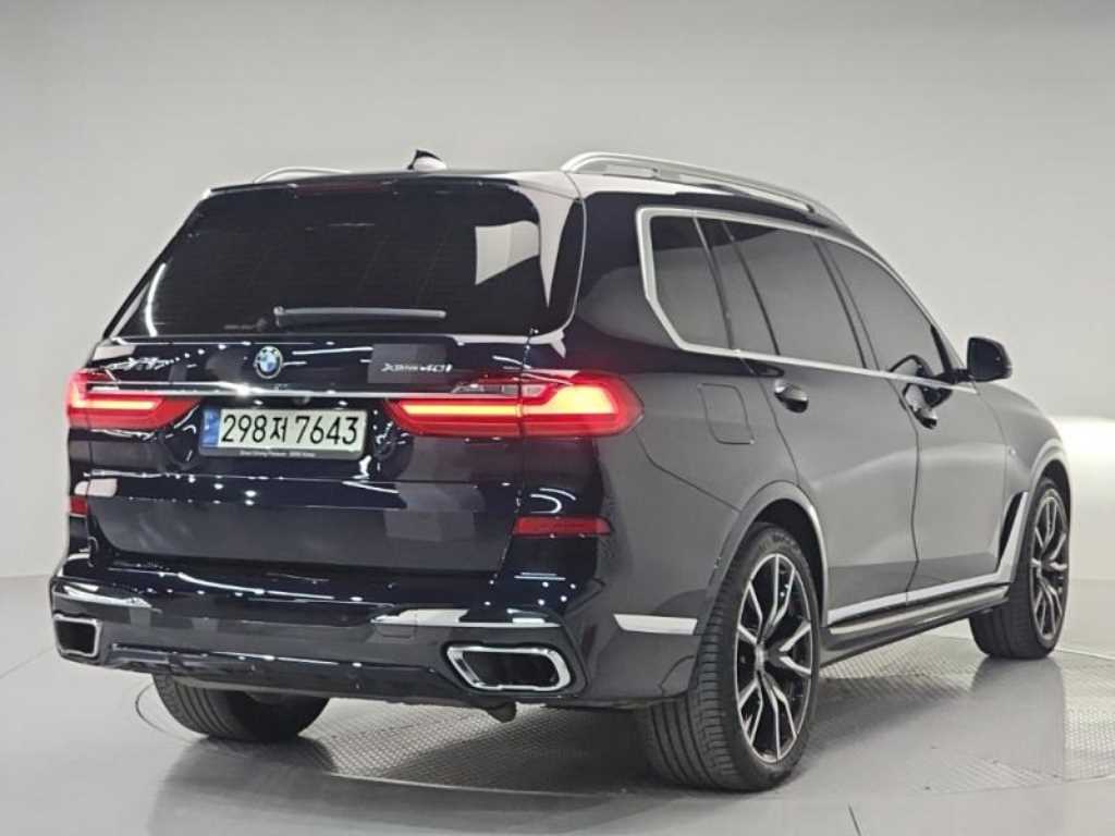 BMW X7 - Vista 4