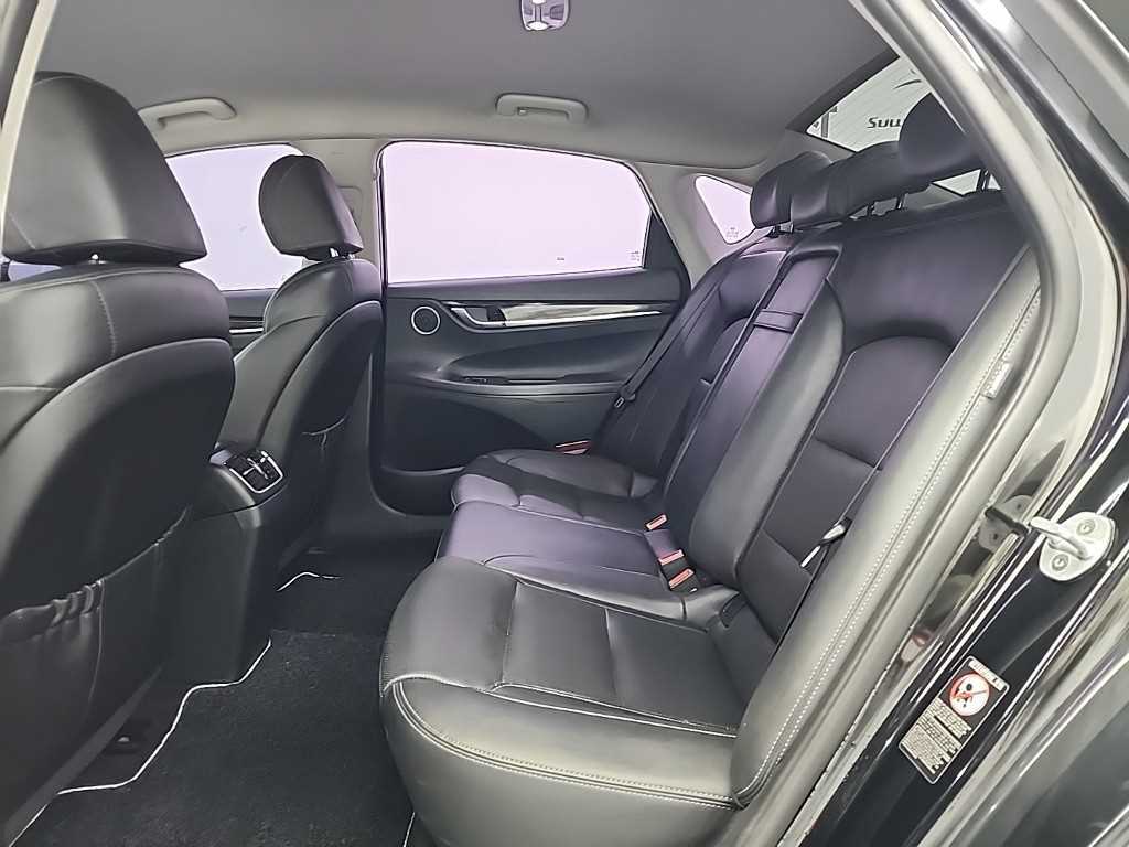 HYUNDAI Grandeur - Vista 12