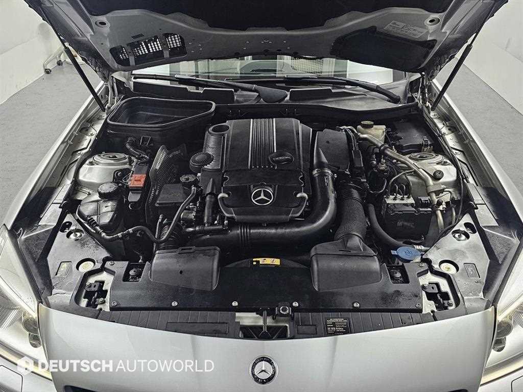 Mercedes Benz SLK Class - Vista 6