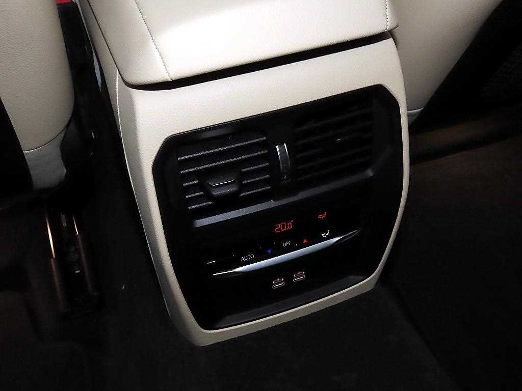 BMW 3 series 2023 Blanco - Importación desde Corea - HF Imports Iquique - Foto 13