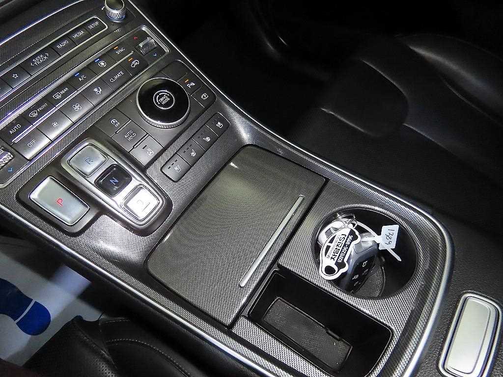 HYUNDAI Santa Fe - Vista 12