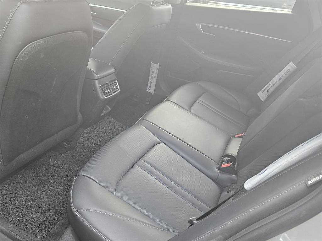 HYUNDAI Sonata - Vista 6