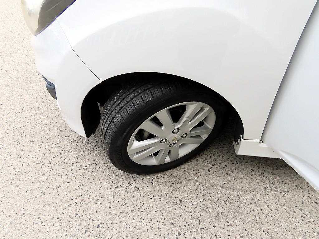 Chevrolet Spark 2014 Blanco - Importación desde Corea - HF Imports Iquique - Foto 16