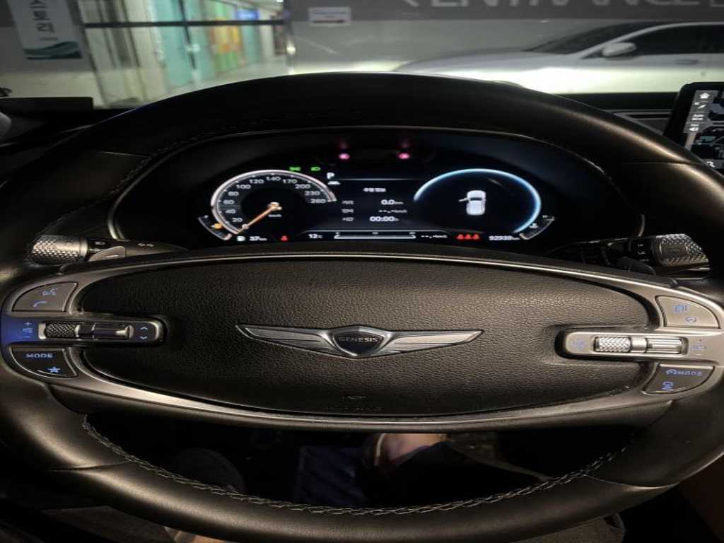 Genesis GV80 - Vista 6