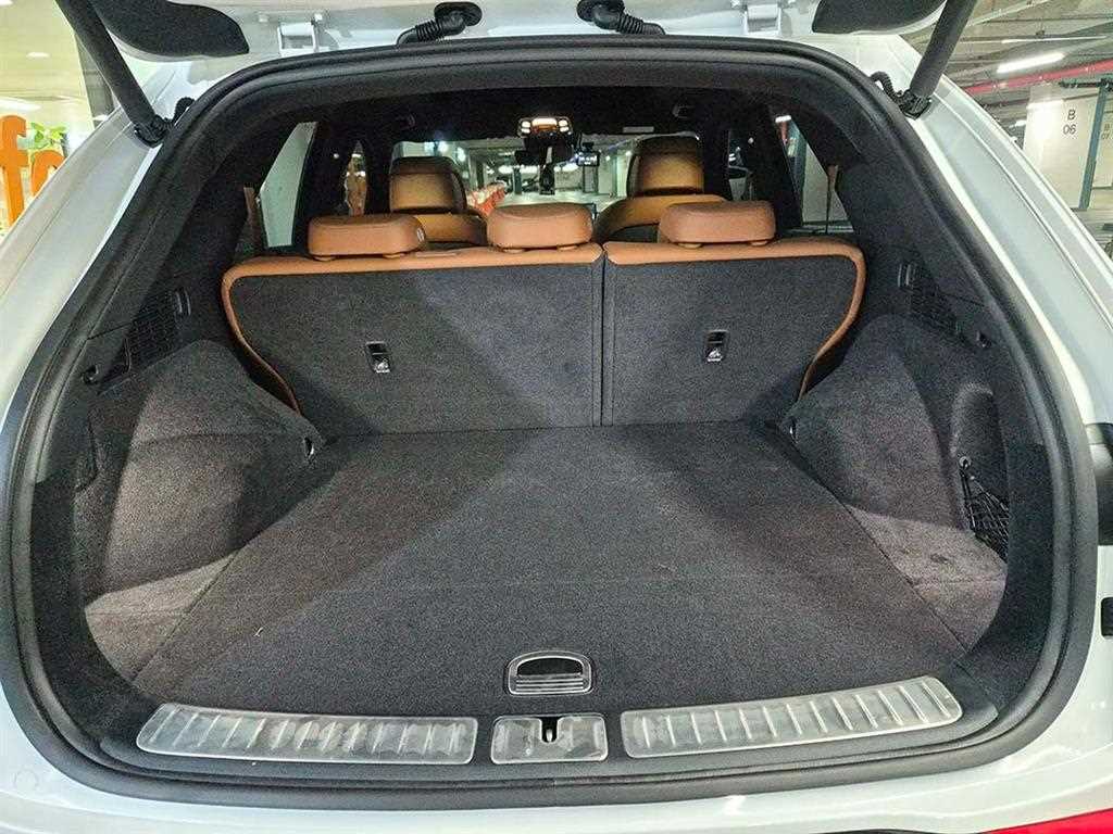 Genesis GV70 2024 Blanco - Importación desde Corea - HF Imports Iquique - Foto 18