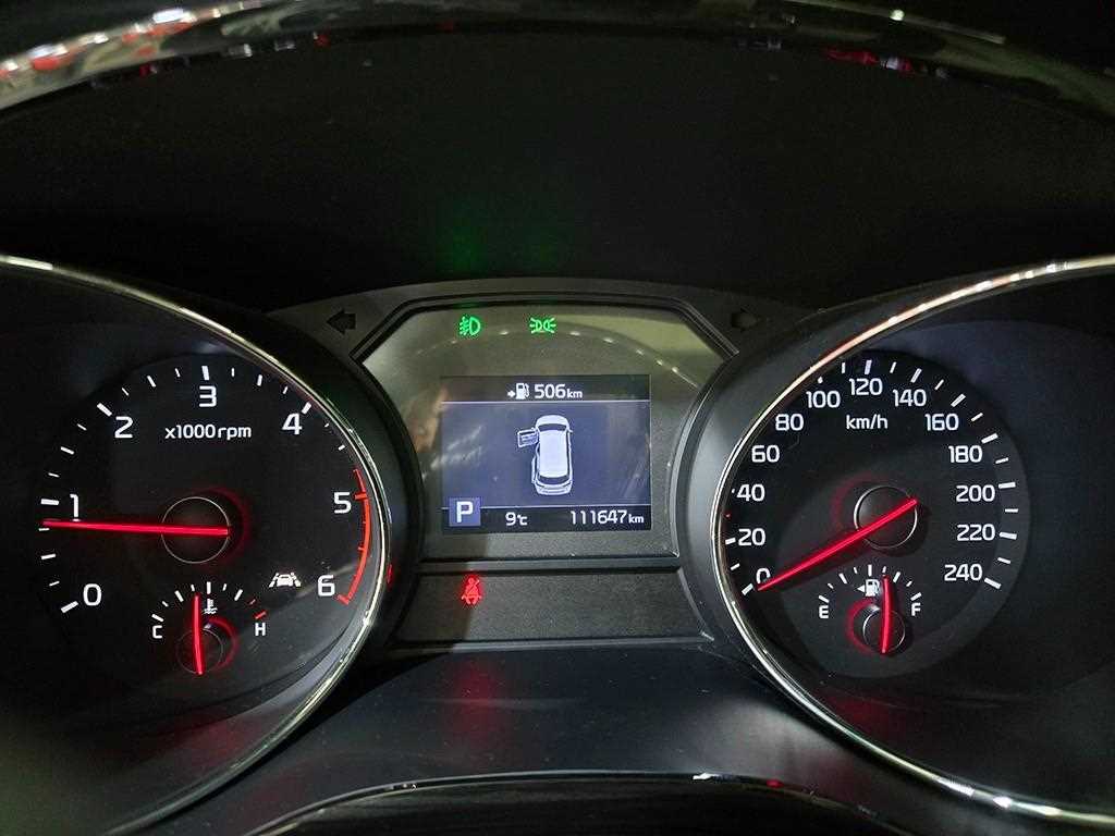 KIA Carnival - Vista 7