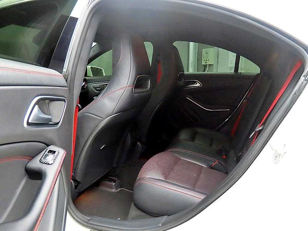 Mercedes Benz CLA Class - Vista 6