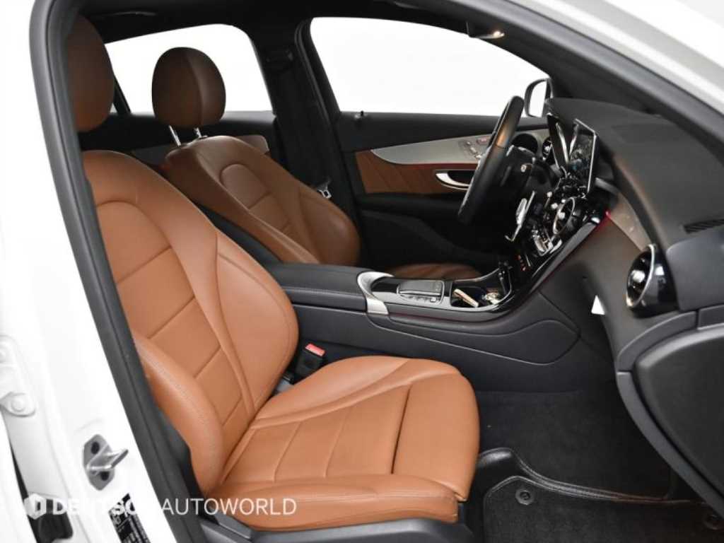 Mercedes Benz GLC Class - Vista 10