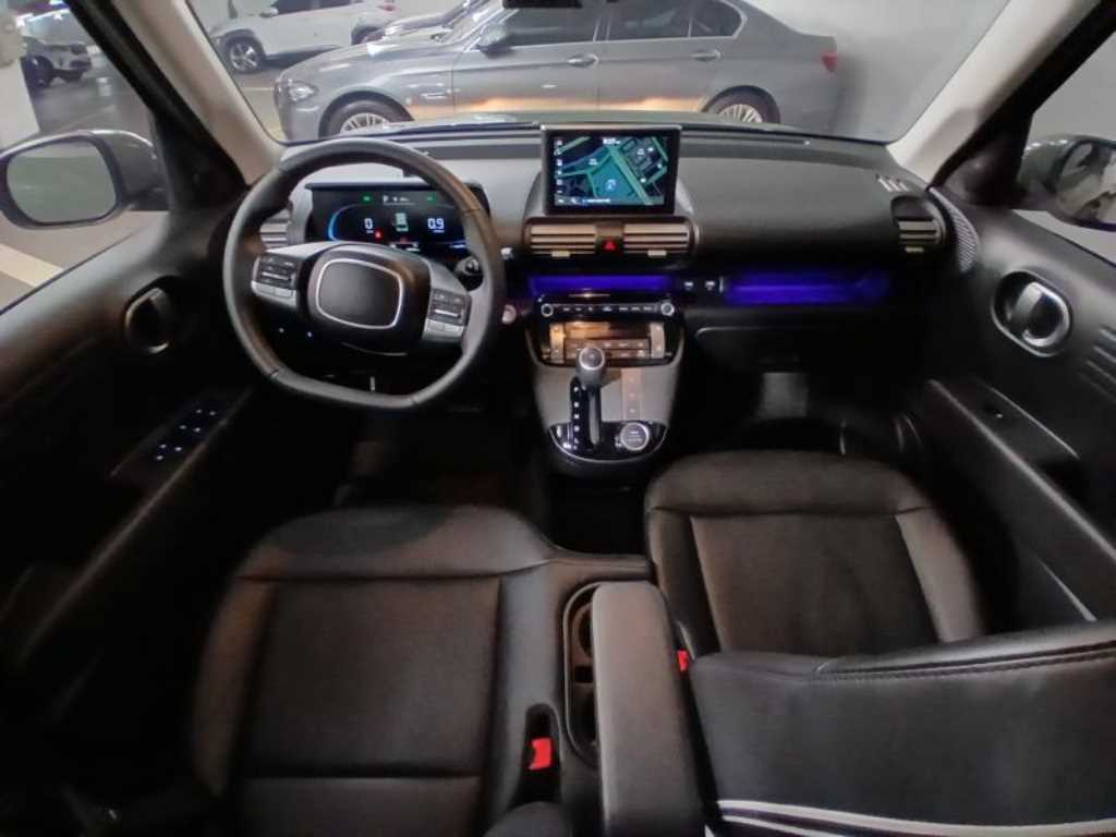 HYUNDAI Casper - Vista 6