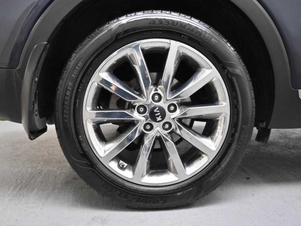 KIA Sorento - Vista 5