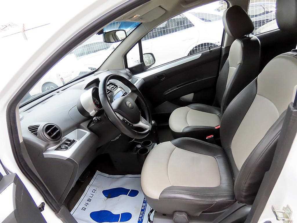 Chevrolet Spark - Vista 5