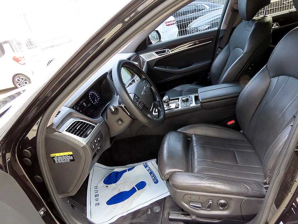 Genesis G80 - Vista 5