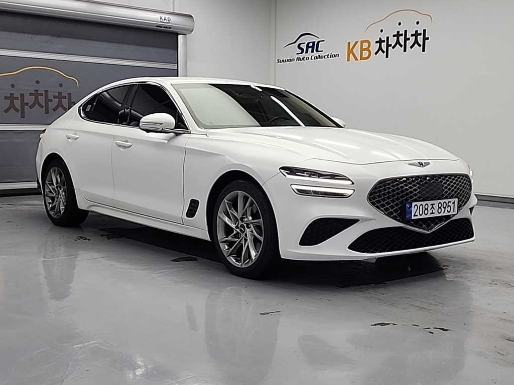 Genesis G70 - Vista 4