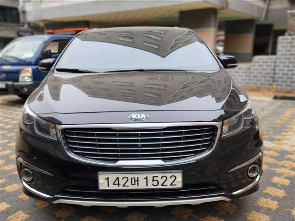 KIA Carnival 2018 Negro - Importación desde Corea - HF Imports Iquique - Foto 1