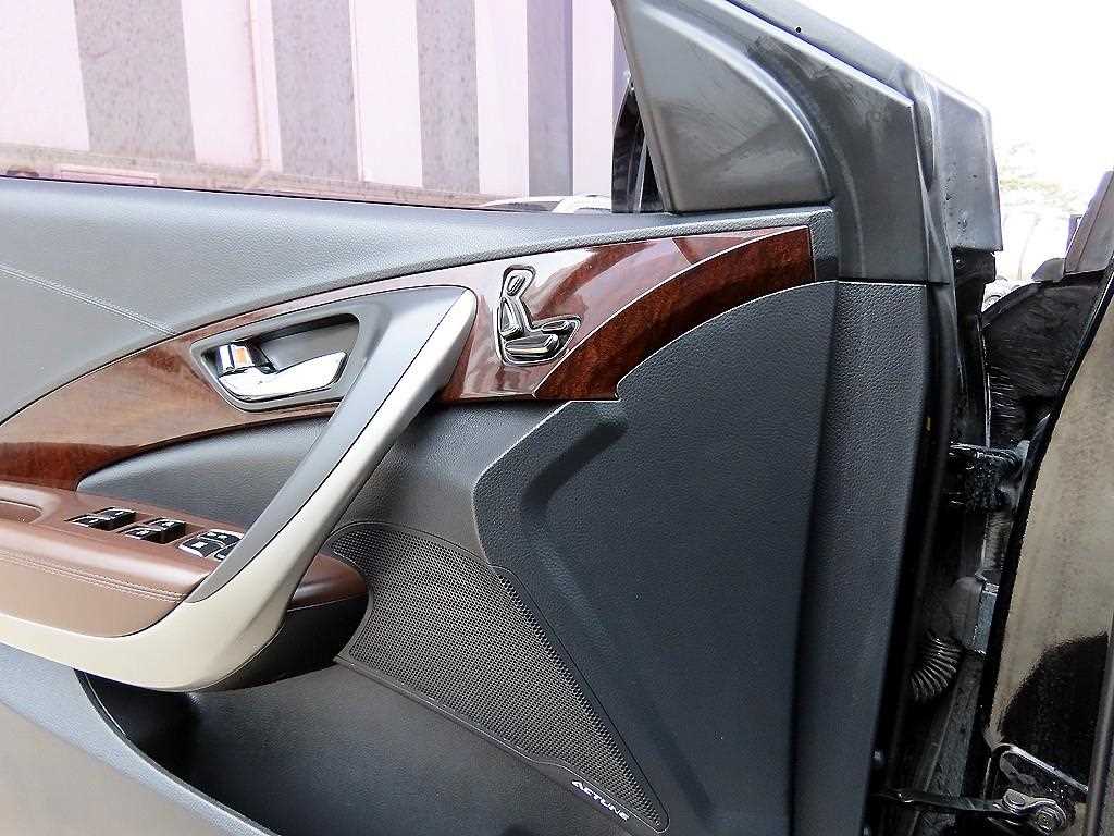 HYUNDAI Grandeur - Vista 11